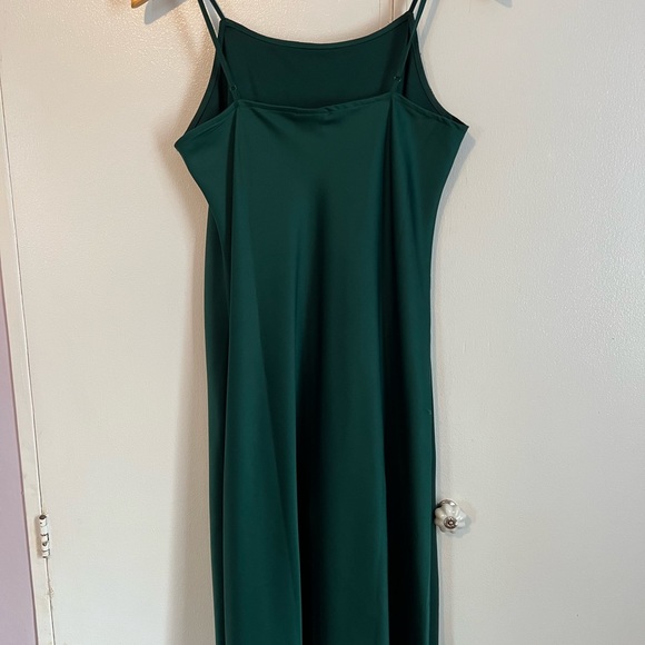 MID DRESS - Picture 2 of 4